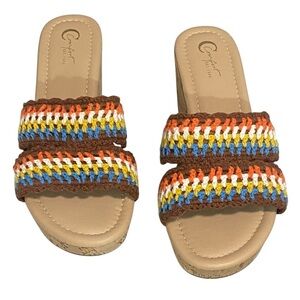 COMFORT EST. 1946 - SIZE 7.5 - CROCHET SANDAL WITH CORK HEEL PLATFORM